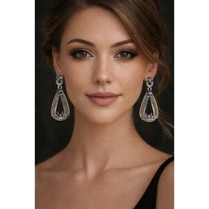 Vintage Style Blue Crystal Teardrop Dangle Earrings Gold Tone Statement Jewelry